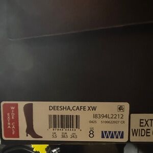 Naturalizer Deesha Boot XW with extra wide calf boots size 8